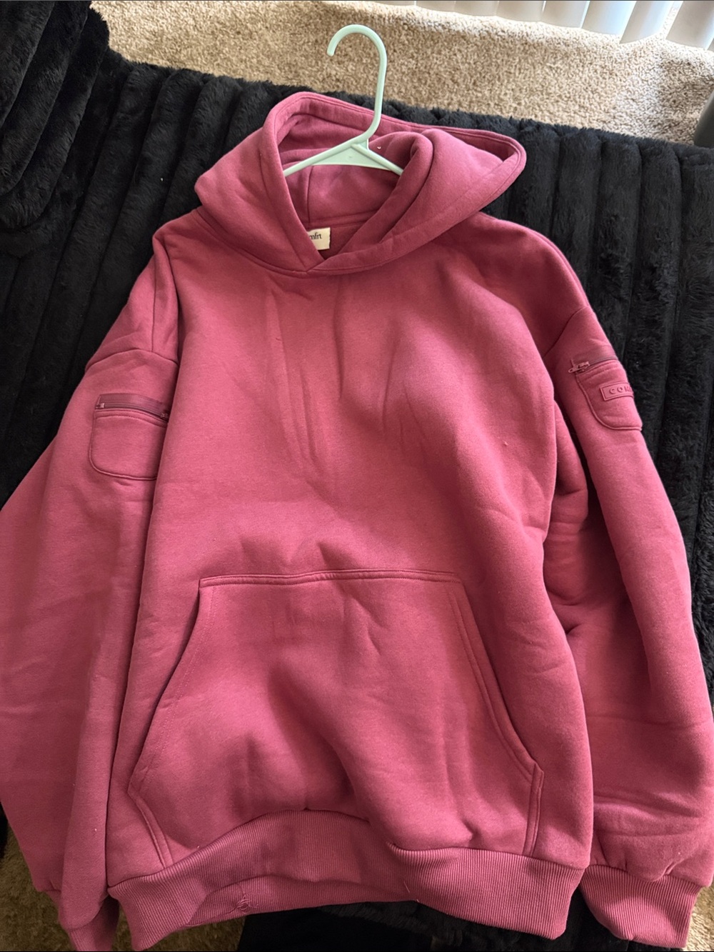 Comfrt Pink Hooded Sweatshirt - Classic Pullover Hoodie